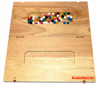 Barrikade Blockade rund für 6 Spieler, Aufbewahrung der Spielfiguren, ein Würfelspiel in Holz zum Klappbrett für die ganze Familie mit den Maßen 39,0 x 39,0 x 3,5 cm , barricade wooden game board round monkey pod