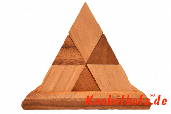 Pyramiden Puzzle in 2 Farben mit 14 Teilen in 3D Puzzle für eine Person in den Maßen 17,5 x 15,5 x 12,3 cm, samanea wooden puzzle brain teaser