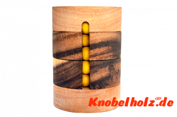 Colour Match Revolve Puzzle Rubik Tube mit gleich farbigen Holzkugeln in den Maßen  7,1 x 7,1 x 10,5 cm samanea wooden brainteaser 